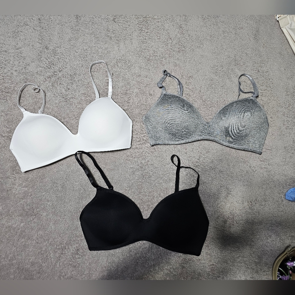 Lot of 3 T-Shirt Bras Sz 34 C NWOT